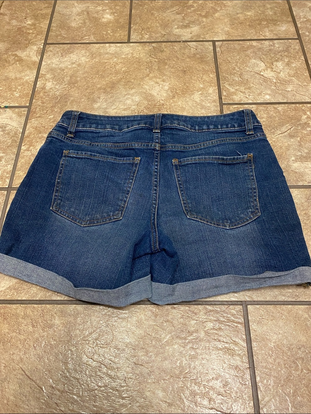 Maurices Dark Blue Denim Cuffed Women's Shorts 8 Grunge Summer